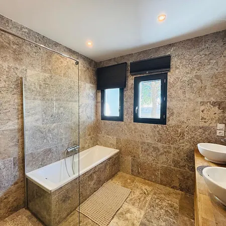 Les Loges Florales - A Proximite De La Riviere Reals Ferienhaus Murviel